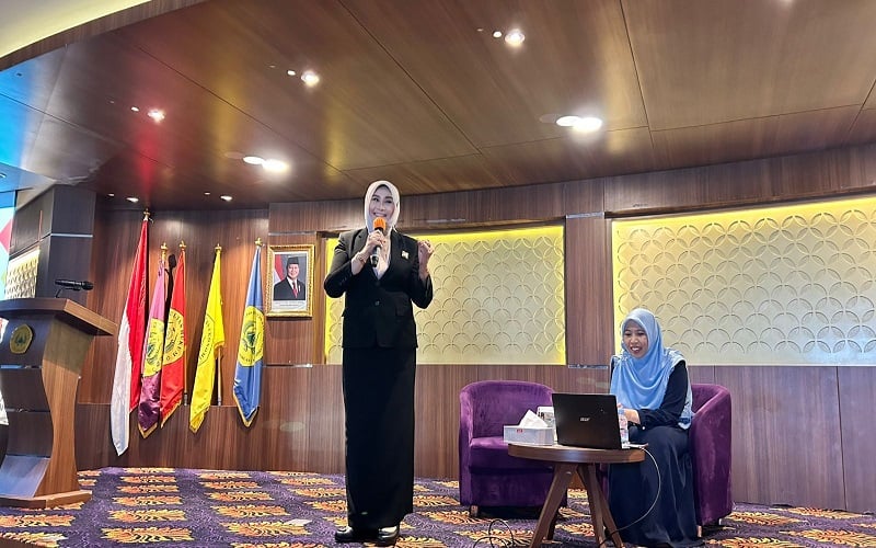Kuliah Umum PBSI FKIP Universitas Pakuan Bahas Kebahasaan sebagai Fondasi Keterampilan Berbicara
