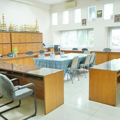 Ruang Dosen3